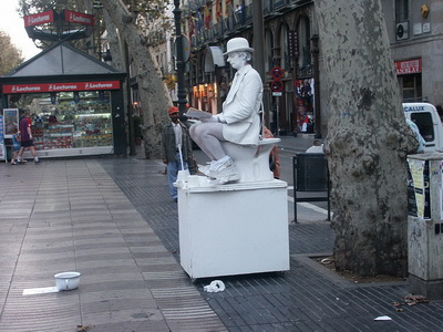 Ramblas_statuette.JPG